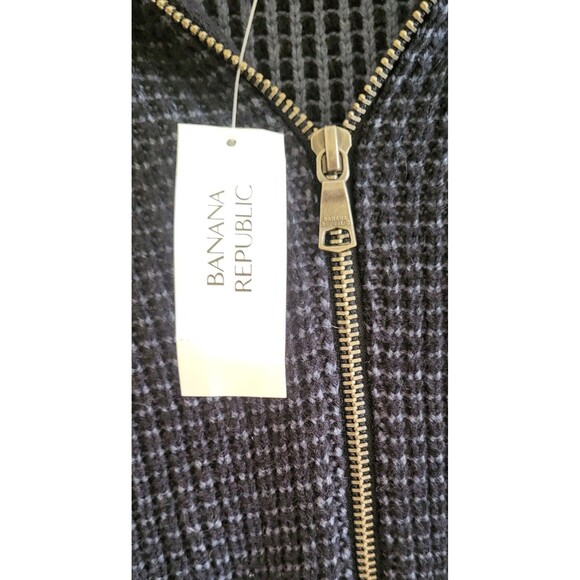 NEW! Banana Republic Men's Hooded Sweater - Picture 6 of 6